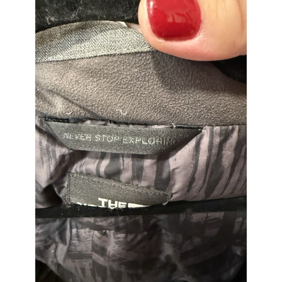 The North Face Arctic Parka Down Hyvent Coat Medium Grey Women's Size Medium - Picture 11 of 11